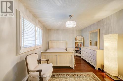 18 Park Lane Circle, Richmond Hill, ON - Indoor