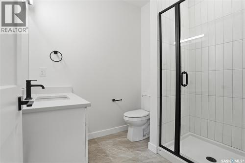 211 Sharma Lane, Saskatoon, SK - Indoor Photo Showing Bathroom