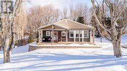 15 Hillcrest Avenue  Wolfville, NS B4P 1T5