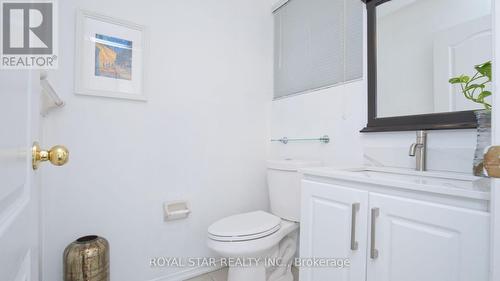 13 Waterdale Road, Brampton, ON - Indoor Photo Showing Bathroom