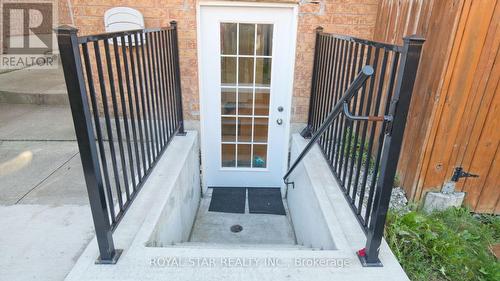 13 Waterdale Road, Brampton, ON - Outdoor