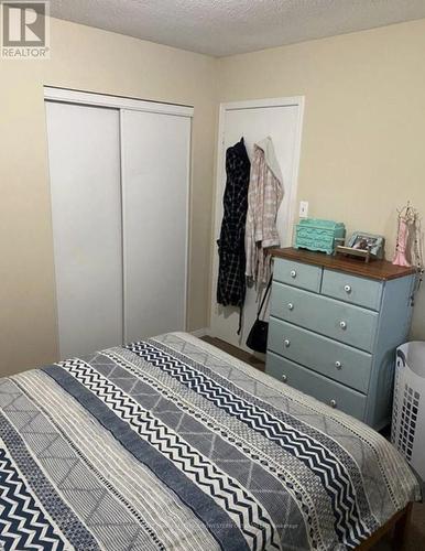 839 Stirling Avenue S, Kitchener, ON - Indoor Photo Showing Bedroom
