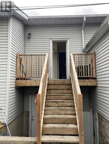 839 Stirling Avenue S, Kitchener, ON - Outdoor