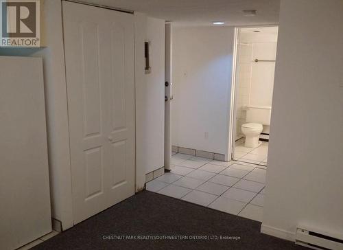 839 Stirling Avenue S, Kitchener, ON - Indoor