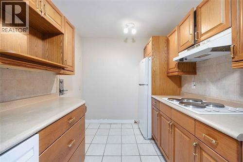 10 Derby Lane Unit# 1204, Sarnia, ON - Indoor Photo Showing Kitchen With Double Sink