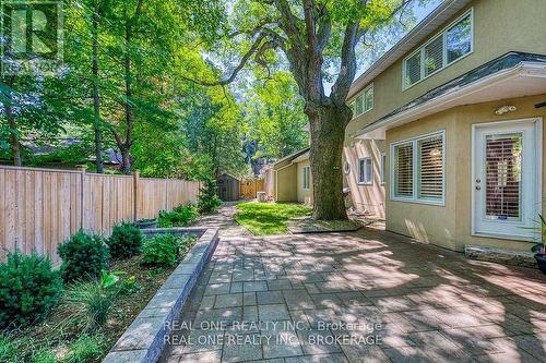 249 Poplar Drive, Oakville, ON - Outdoor