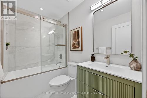 111 Patricia Drive, Blue Mountains, ON - Indoor Photo Showing Bathroom