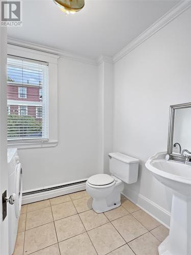 114 Circular Road, St. John'S, NL - Indoor Photo Showing Bathroom