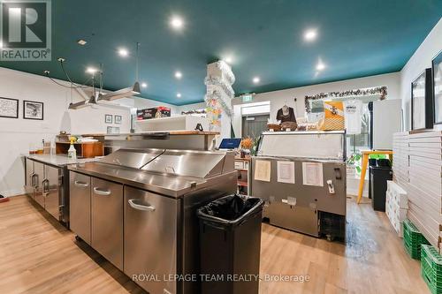 806 March Road E, Ottawa, ON 