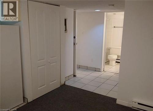 839 Stirling Avenue S, Kitchener, ON - Indoor