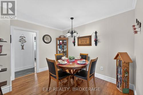212 Robinson Street, Greater Napanee (Greater Napanee), ON - Indoor Photo Showing Dining Room