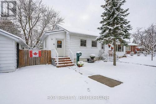 212 Robinson Street, Greater Napanee (Greater Napanee), ON - Outdoor