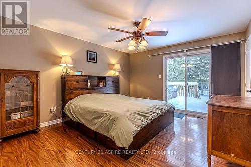 206 Oriole Crescent, Petawawa, ON - Indoor Photo Showing Bedroom
