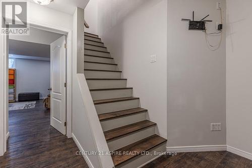 206 Oriole Crescent, Petawawa, ON - Indoor Photo Showing Other Room