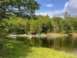 Accès au plan d'eau - 