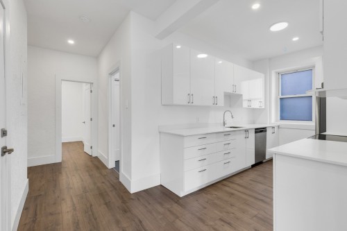 Kitchen - 29-5235 Ch. De La Côte-St-Luc, Montréal (Côte-Des-Neiges/Notre-Dame-De-Grâce), QC - Indoor Photo Showing Kitchen