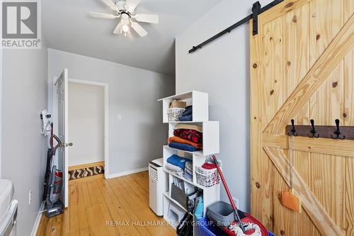 laundry - 1042 King Street, Champlain, ON - Indoor