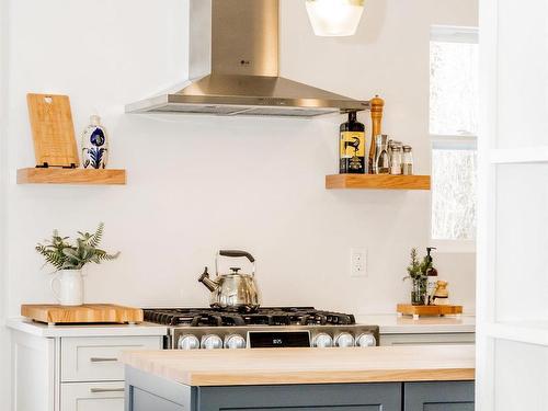 15 Hillcrest Avenue, Wolfville, NS 