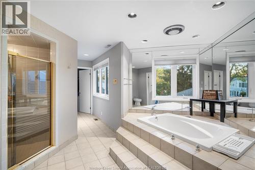 128 Marine, Tecumseh, ON - Indoor Photo Showing Bathroom