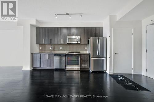 801 - 510 Curran Place, Mississauga, ON - Indoor Photo Showing Kitchen With Stainless Steel Kitchen