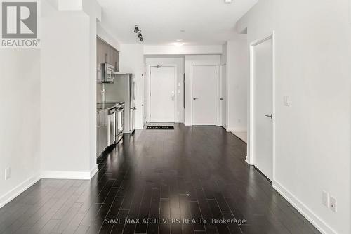 801 - 510 Curran Place, Mississauga, ON - Indoor