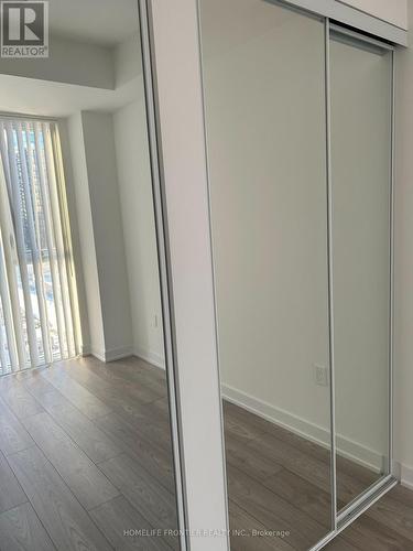 720 - 5858 Yonge Street, Toronto, ON - Indoor