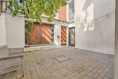 53 Argyle Street, Toronto, ON - Outdoor