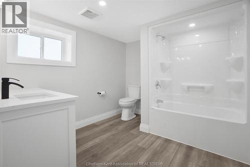 6511 Queens Line, Raleigh Township, ON - Indoor Photo Showing Bathroom