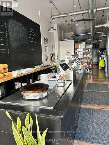 170 Hunter Street W, Peterborough (Town Ward 3), ON 