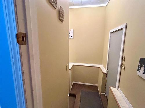 1252 5 Street, Brandon, MB - Indoor