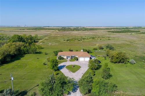 4004 Pipeline Rd, West St Paul, MB 