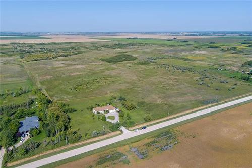 4004 Pipeline Rd, West St Paul, MB 