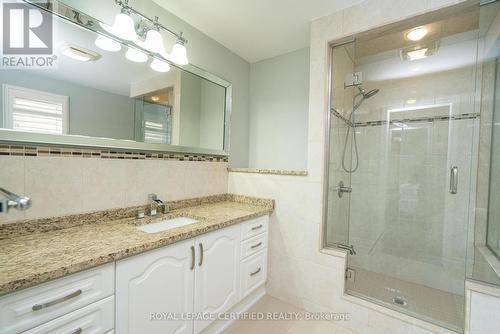4464 Weymouth Commons Crescent, Mississauga, ON - Indoor Photo Showing Bathroom