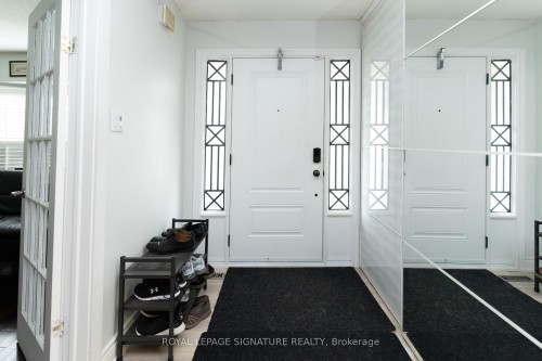 6326 Millers Grove, Mississauga, ON - Indoor Photo Showing Other Room