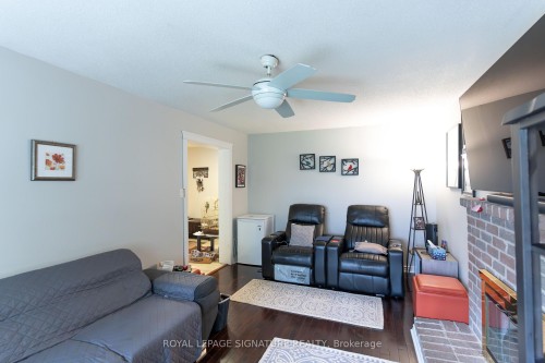 6326 Millers Grove, Mississauga, ON - Indoor