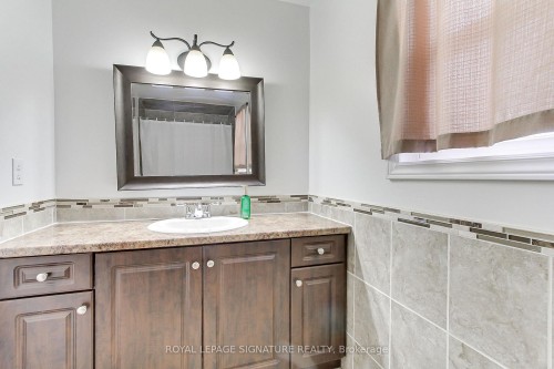 6 Driftwood Crescent, Brampton, ON - Indoor Photo Showing Bathroom