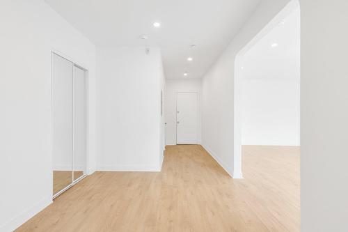 Overall view - 9-6645 Av. Fielding, Montréal (Côte-Des-Neiges/Notre-Dame-De-Grâce), QC - Indoor Photo Showing Other Room