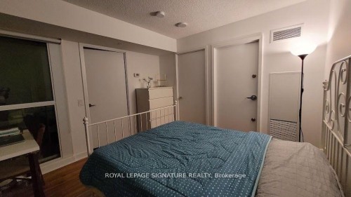 3706-75 Queens Wharf N/A, Toronto, ON - Indoor Photo Showing Bedroom