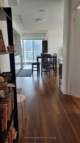 3706-75 Queens Wharf N/A, Toronto, ON - Indoor