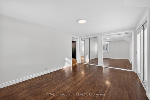 5555 Mount Albert Road, East Gwillimbury, ON - Indoor Photo Showing Other Room