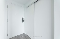 1309-28 Ann Street  Mississauga, ON L5G 0E1