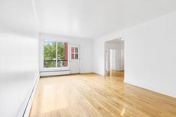 12-6635 Av. Fielding  Montréal (Côte-Des-Neiges/Notre-Dame-De-Grâce), QC H4V 1N2