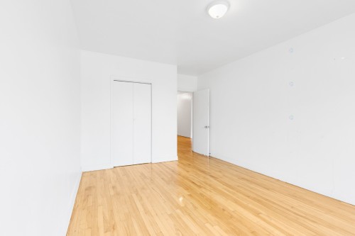 Chambre à coucher principale - 12-6635 Av. Fielding, Montréal (Côte-Des-Neiges/Notre-Dame-De-Grâce), QC - Indoor Photo Showing Other Room