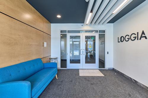 Hall - 313-200 Rue St-Georges, Saint-Lambert, QC - Indoor Photo Showing Other Room