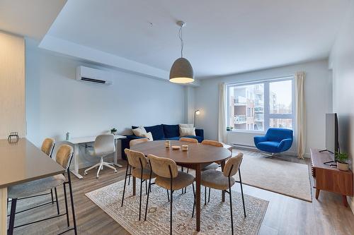 Dining room - 313-200 Rue St-Georges, Saint-Lambert, QC - Indoor Photo Showing Dining Room