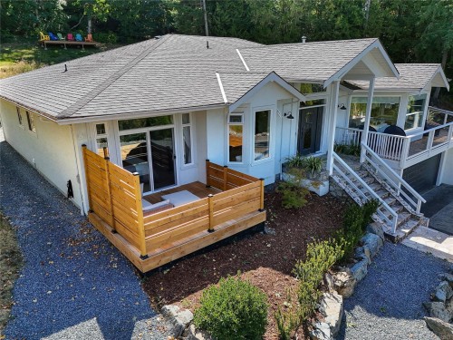 1238 Bluebell Pl, North Saanich, BC 