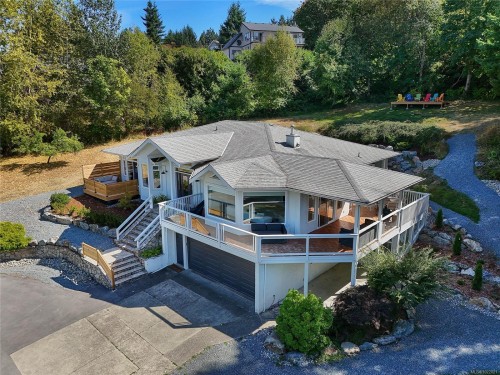 1238 Bluebell Pl, North Saanich, BC 