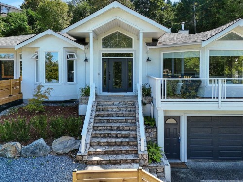 1238 Bluebell Pl, North Saanich, BC 