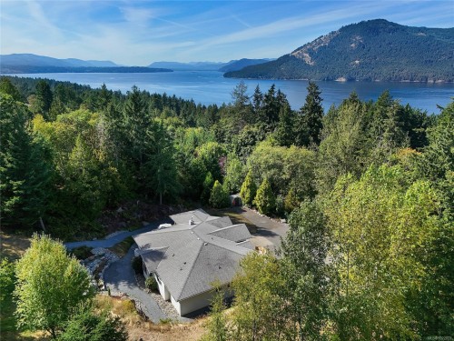 1238 Bluebell Pl, North Saanich, BC 