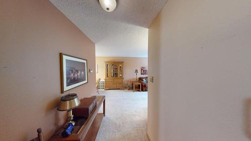 2014-2501 12Th Street, Cranbrook, BC - Indoor Photo Showing Other Room